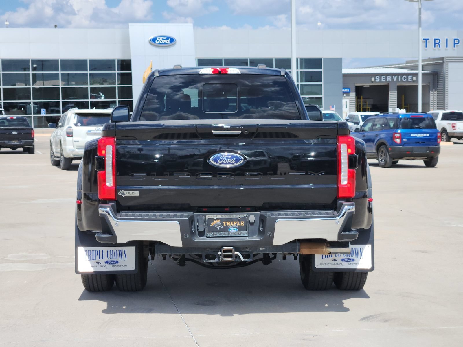 Certified 2024 Ford F350 Lariat w/ Lariat Ultimate Package AWD/4WD image 8