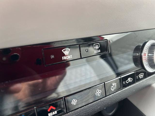 Used 2023 Mitsubishi Outlander AWD image 37