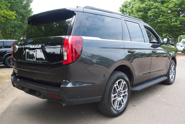 Certified 2025 Ford Expedition Active AWD/4WD image 7