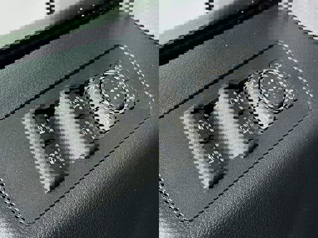 Certified 2019 Ford F150 Raptor w/ Equipment Group 802A Luxury image 29