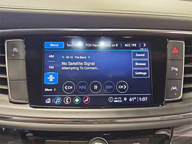 Used 2022 Buick Enclave Essence image 21