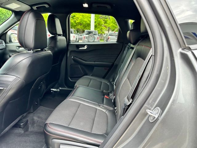 Certified 2024 Ford Escape ST-Line w/ Tech Pack #1 AWD/4WD image 38