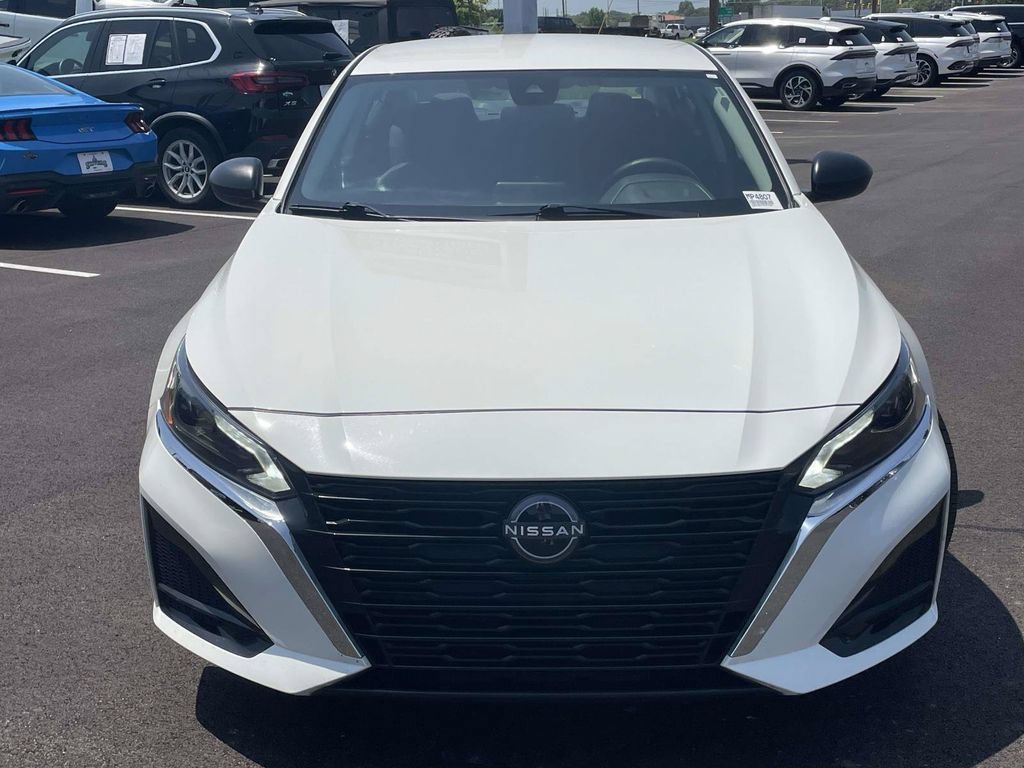 Used 2025 Nissan Altima 2.5 S FWD image 8