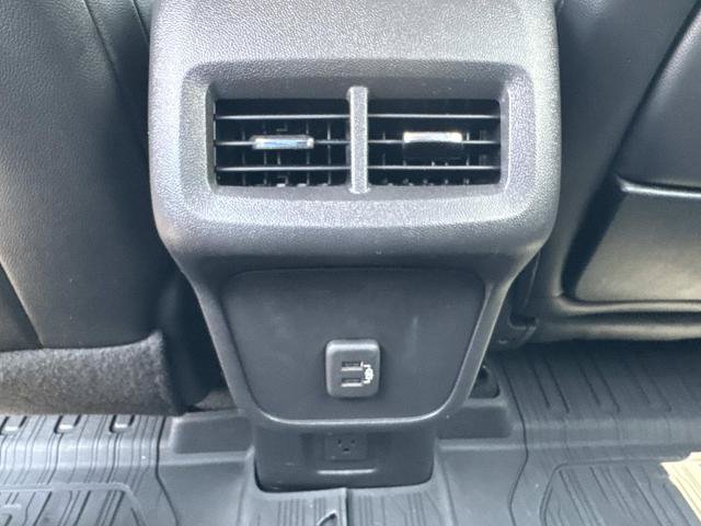 Used 2021 GMC Terrain SLT FWD image 16