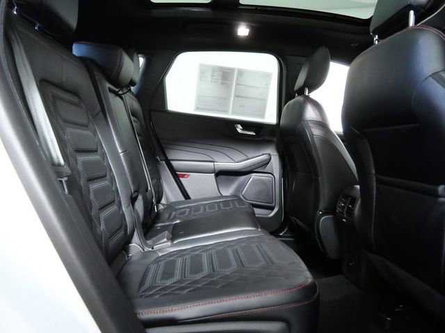 Certified 2024 Ford Escape ST-Line Elite w/ Premium Technology Package AWD/4WD image 12