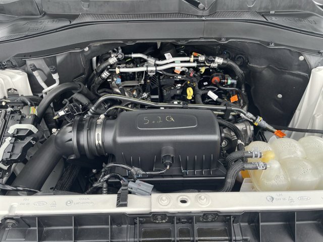 Certified 2023 Ford Explorer XLT w/ Equipment Group 202A AWD/4WD image 3