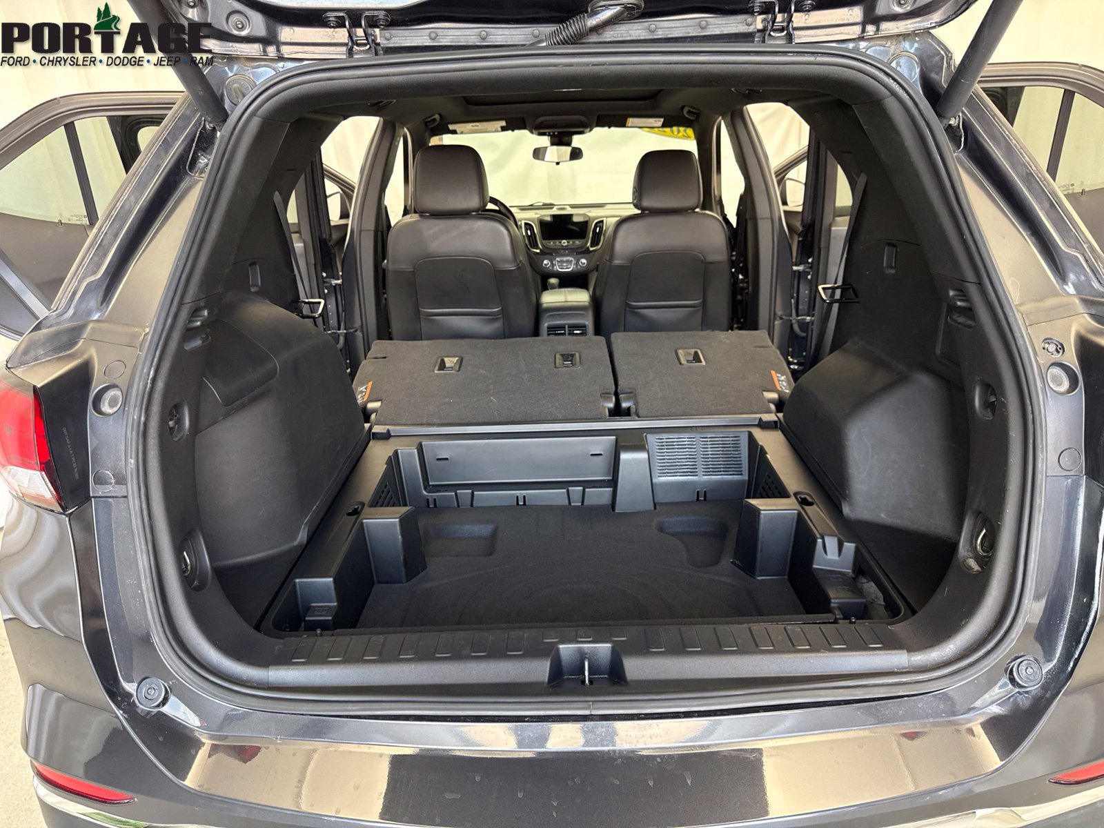 Used 2022 Chevrolet Equinox RS w/ RS Leather Package AWD/4WD image 41