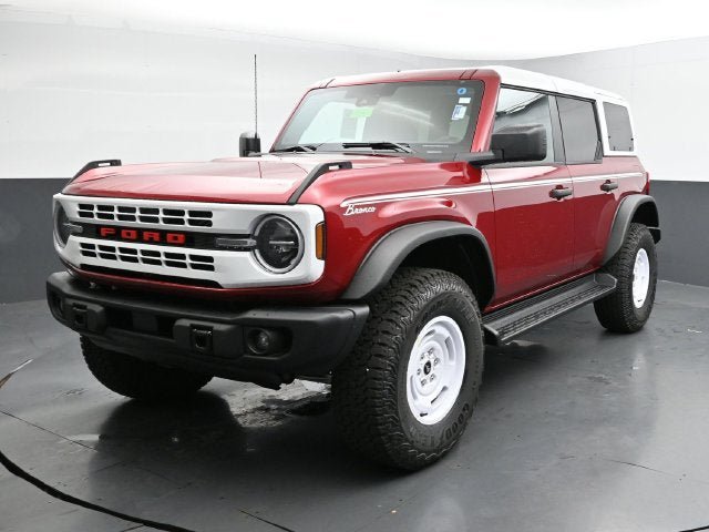 Certified 2025 Ford Bronco Heritage Edition AWD/4WD image 4