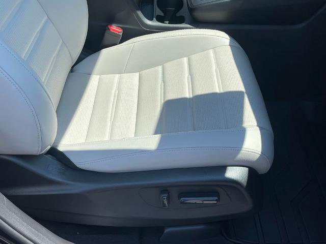 Used 2025 Honda CR-V EX-L image 19