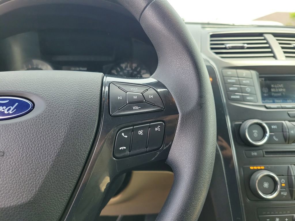 Certified 2017 Ford Explorer FWD image 25