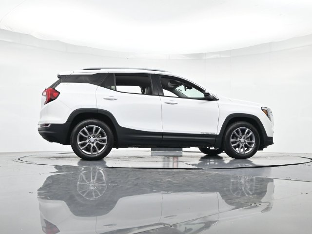 Used 2023 GMC Terrain SLT FWD image 36