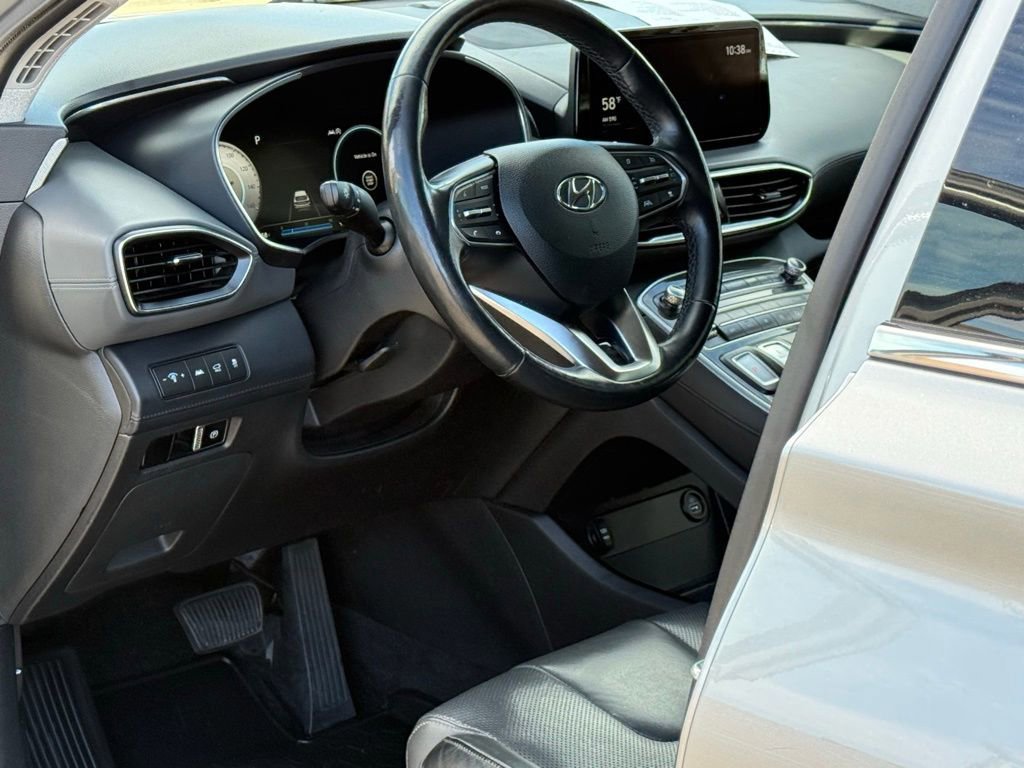 Used 2021 Hyundai Santa Fe Limited w/ Cargo Package image 7