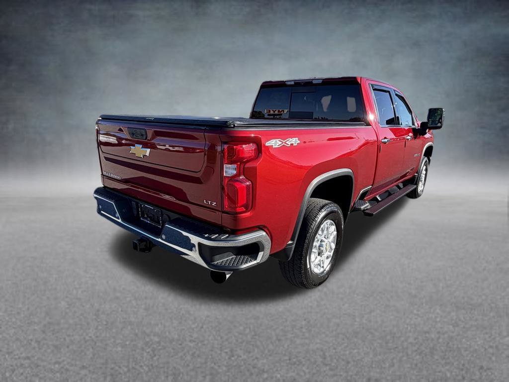 Used 2022 Chevrolet Silverado 3500 LTZ w/ LTZ Plus Package AWD/4WD image 5