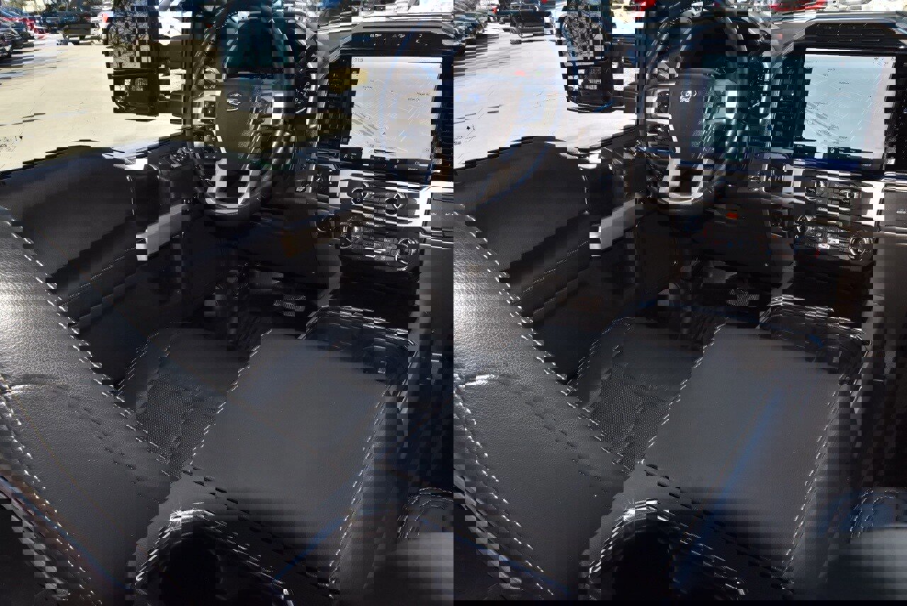 Certified 2022 Ford F250 Lariat w/ Lariat Ultimate Package image 16