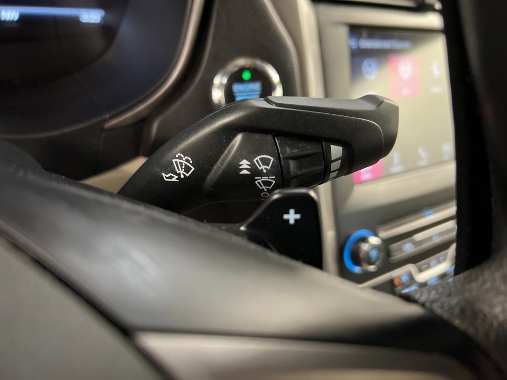 Certified 2018 Ford Fusion SE w/ Fusion SE Technology Package image 21