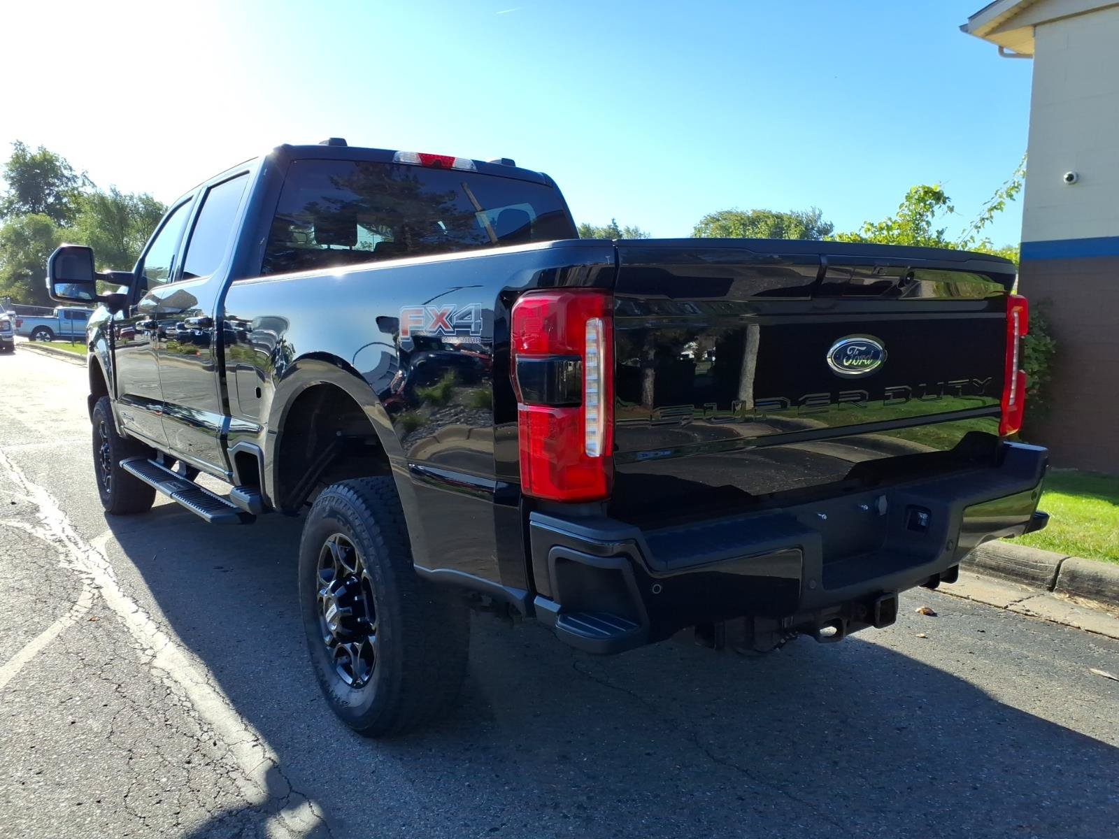 Certified 2023 Ford F250 XLT w/ XLT Premium Package AWD/4WD image 4