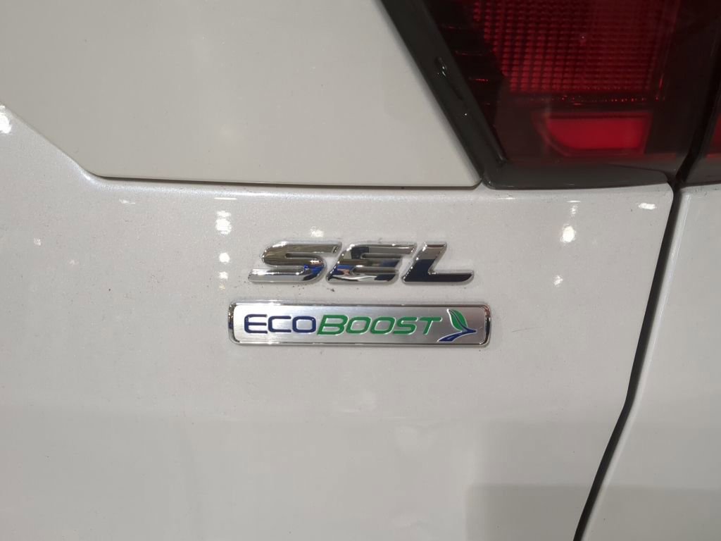 Certified 2019 Ford Escape SEL image 13