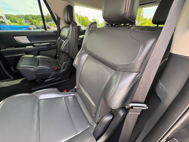 Certified 2025 Ford Expedition Active AWD/4WD image 23