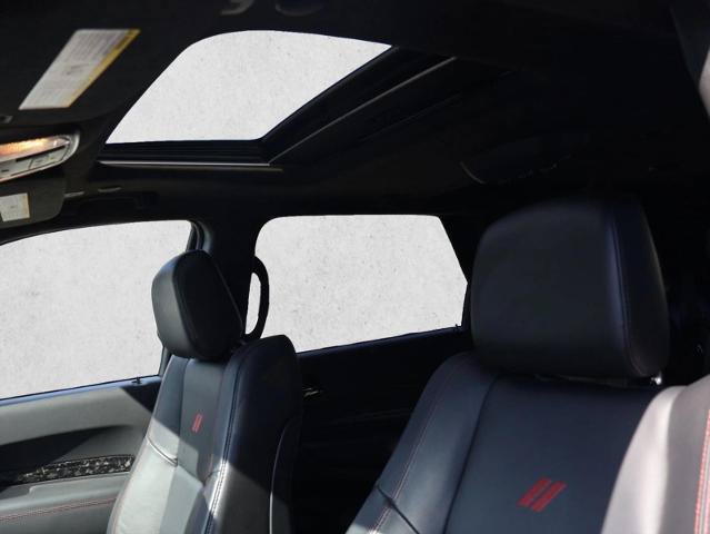 Used 2021 Dodge Durango R/T w/ Tow 'N Go Package AWD/4WD image 19