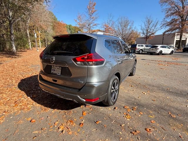 Used 2019 Nissan Rogue SV w/ Premium Package image 5