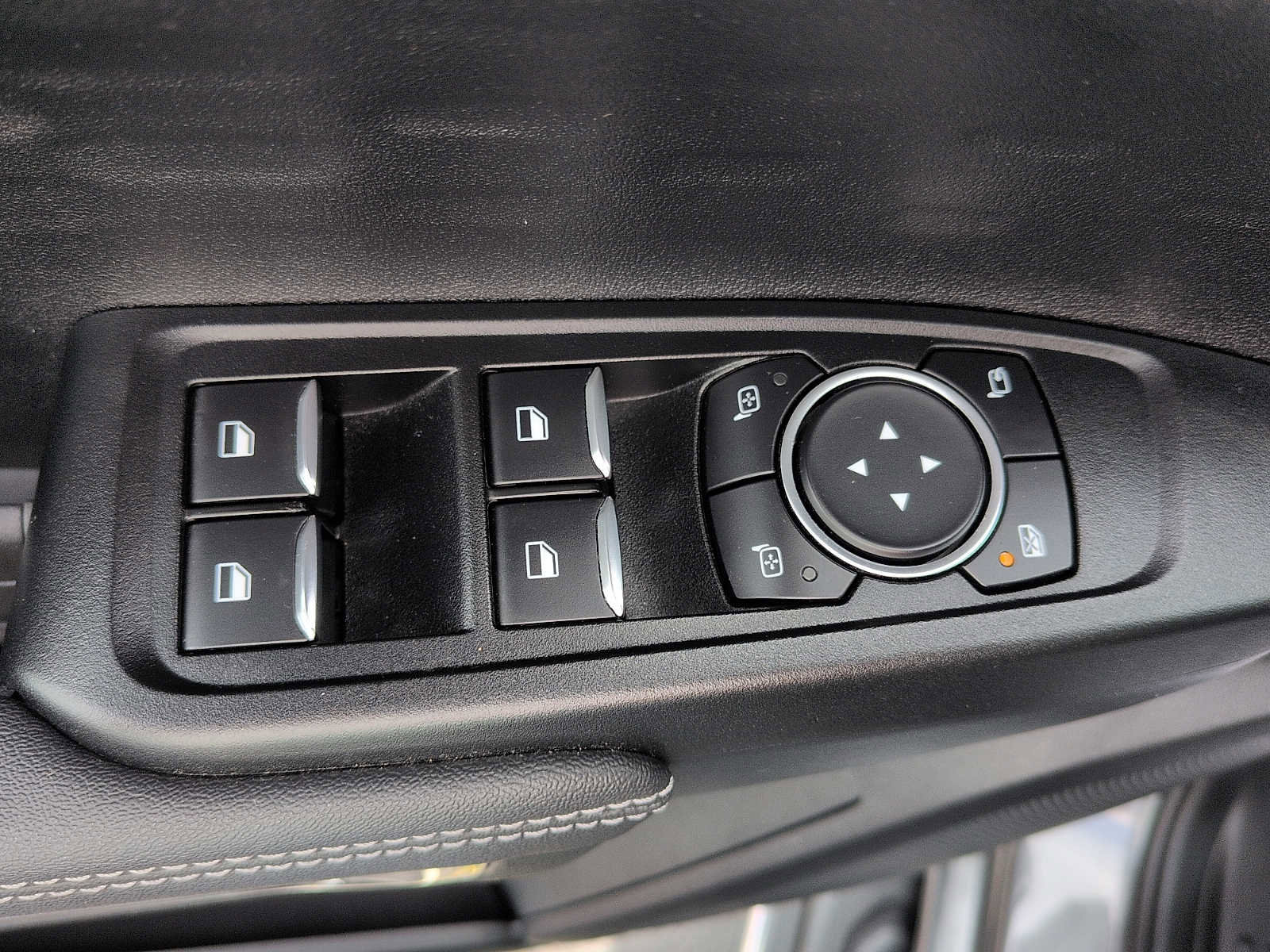 Certified 2024 Ford Ranger XLT w/ Technology Package AWD/4WD image 15