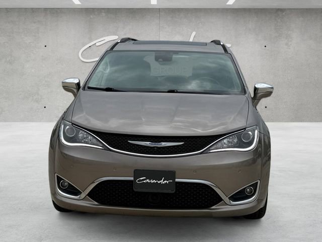 Used 2018 Chrysler Pacifica Limited w/ Tire & Wheel Group FWD image 19