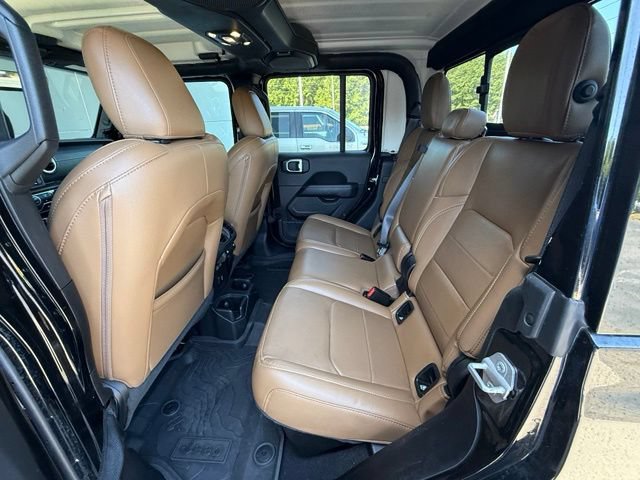 Used 2023 Jeep Gladiator Overland w/ Popular Equipment Package AWD/4WD image 14