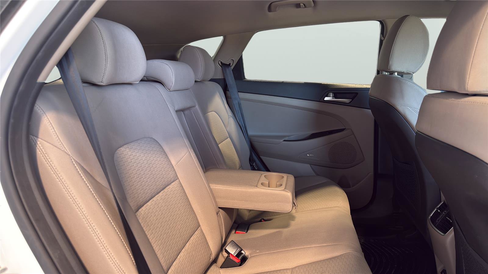 Used 2019 Hyundai Tucson Sport FWD image 16