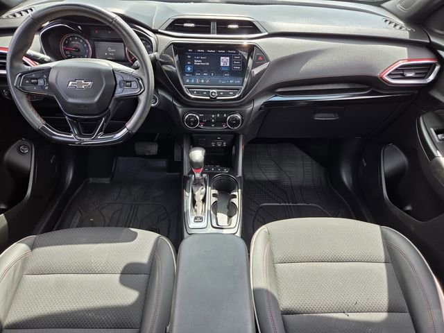 Used 2023 Chevrolet TrailBlazer RS w/ Sun and Liftgate Package image 12