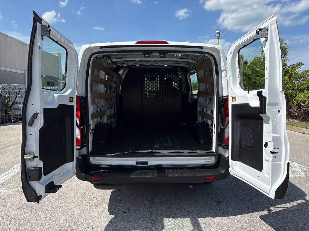 Certified 2025 Ford Transit 250 Low Roof w/ Exterior Upgrade Package RWD image 10