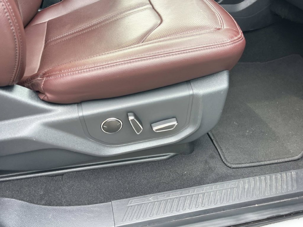Certified 2024 Ford Expedition Limited RWD image 28