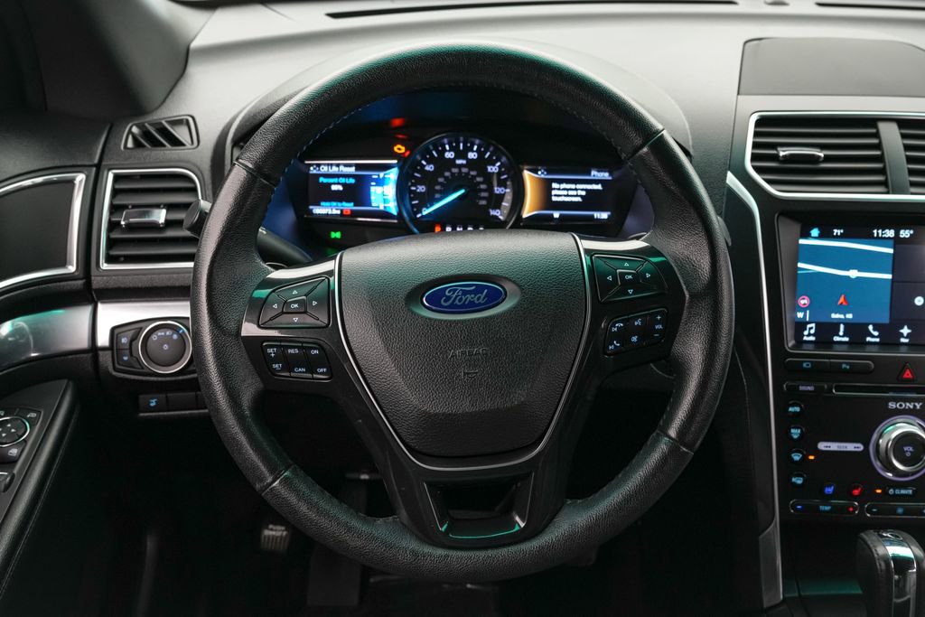 Certified 2017 Ford Explorer Limited image 13