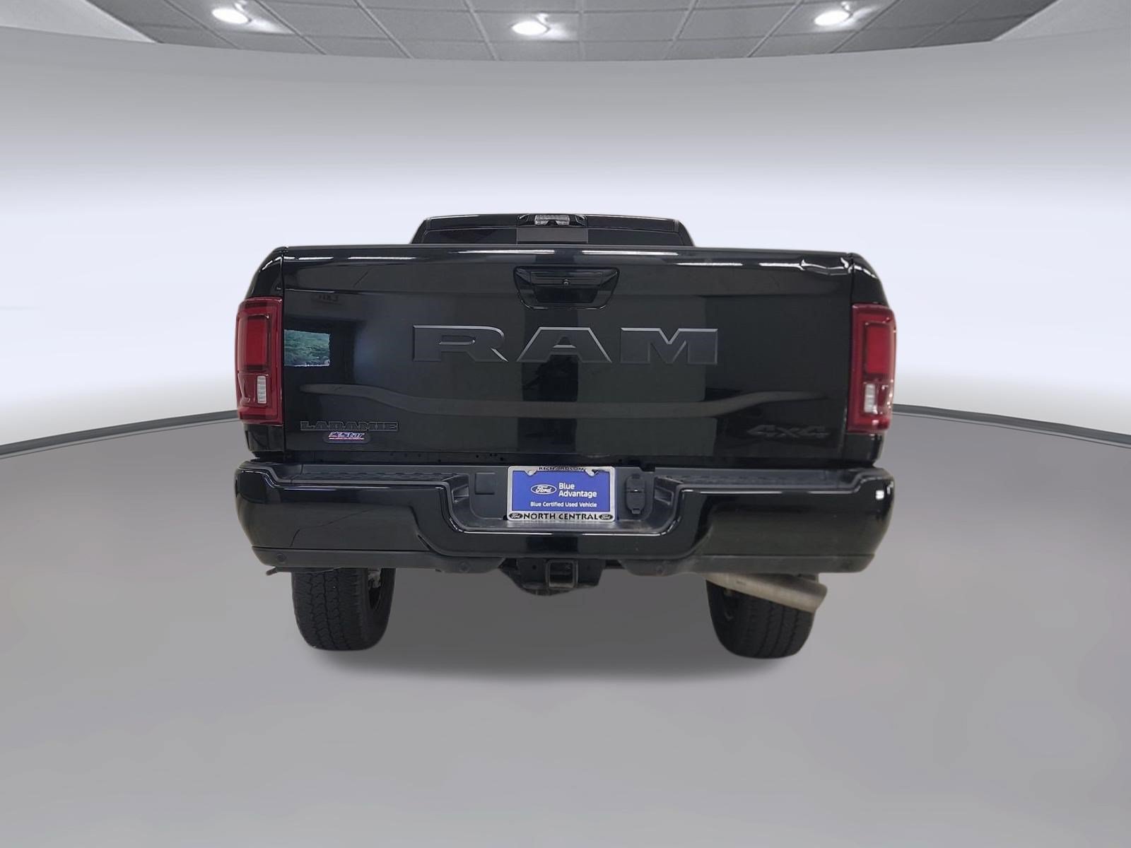 Used 2025 RAM 2500 Laramie w/ Night Edition AWD/4WD image 8