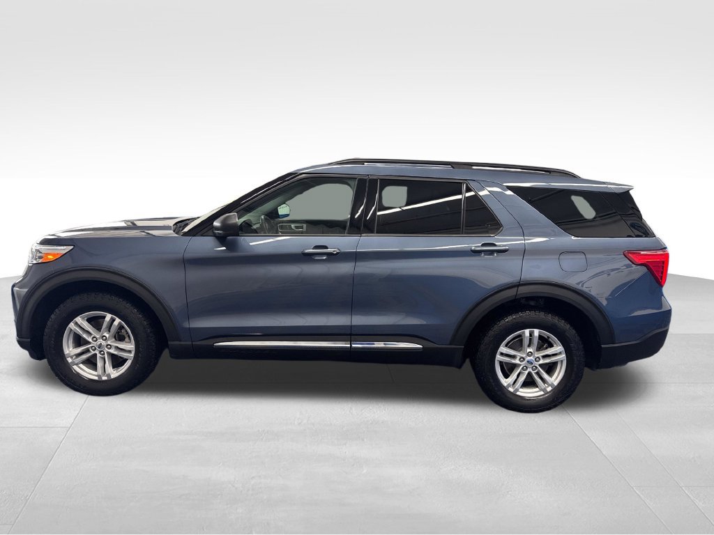 Certified 2021 Ford Explorer XLT AWD/4WD image 2