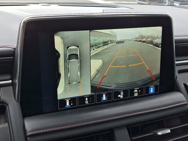 Used 2023 Chevrolet Suburban RST w/ Sport Performance Package image 20