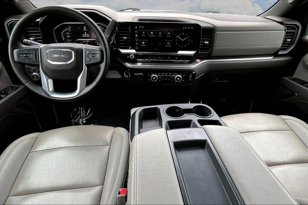 Used 2026 GMC Sierra 1500 SLT AWD/4WD image 10
