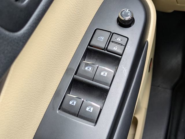 Used 2018 Toyota Highlander Limited Platinum image 24