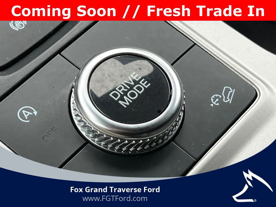 Certified 2023 Ford Explorer Platinum w/ Technology Package AWD/4WD image 35