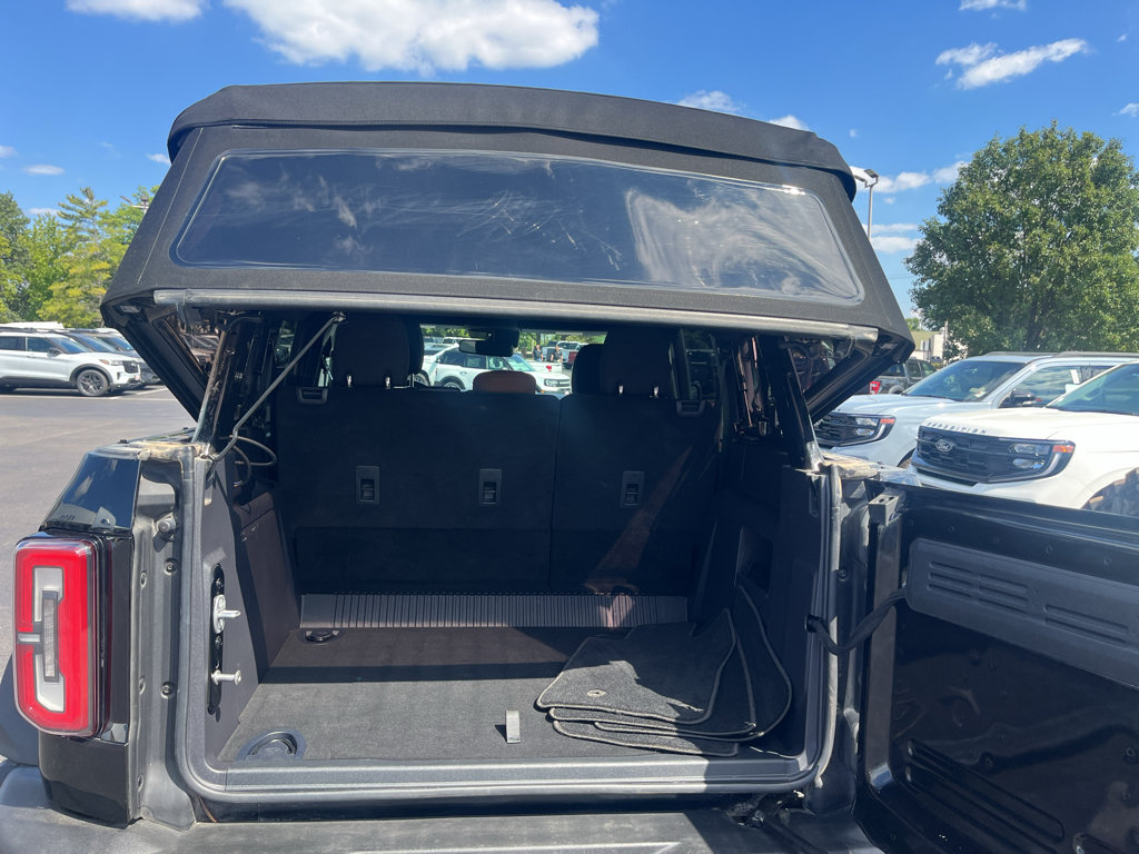 Certified 2022 Ford Bronco Outer Banks w/ Sasquatch Package AWD/4WD image 7