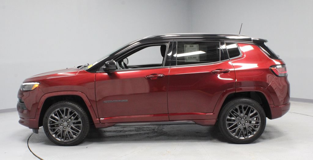 Used 2022 Jeep Compass High Altitude AWD/4WD image 10