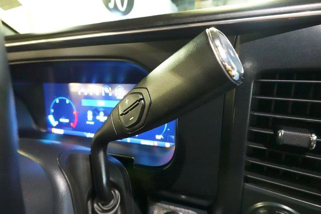 Certified 2025 Ford F350 Platinum w/ Tremor Off-Road Package AWD/4WD image 20