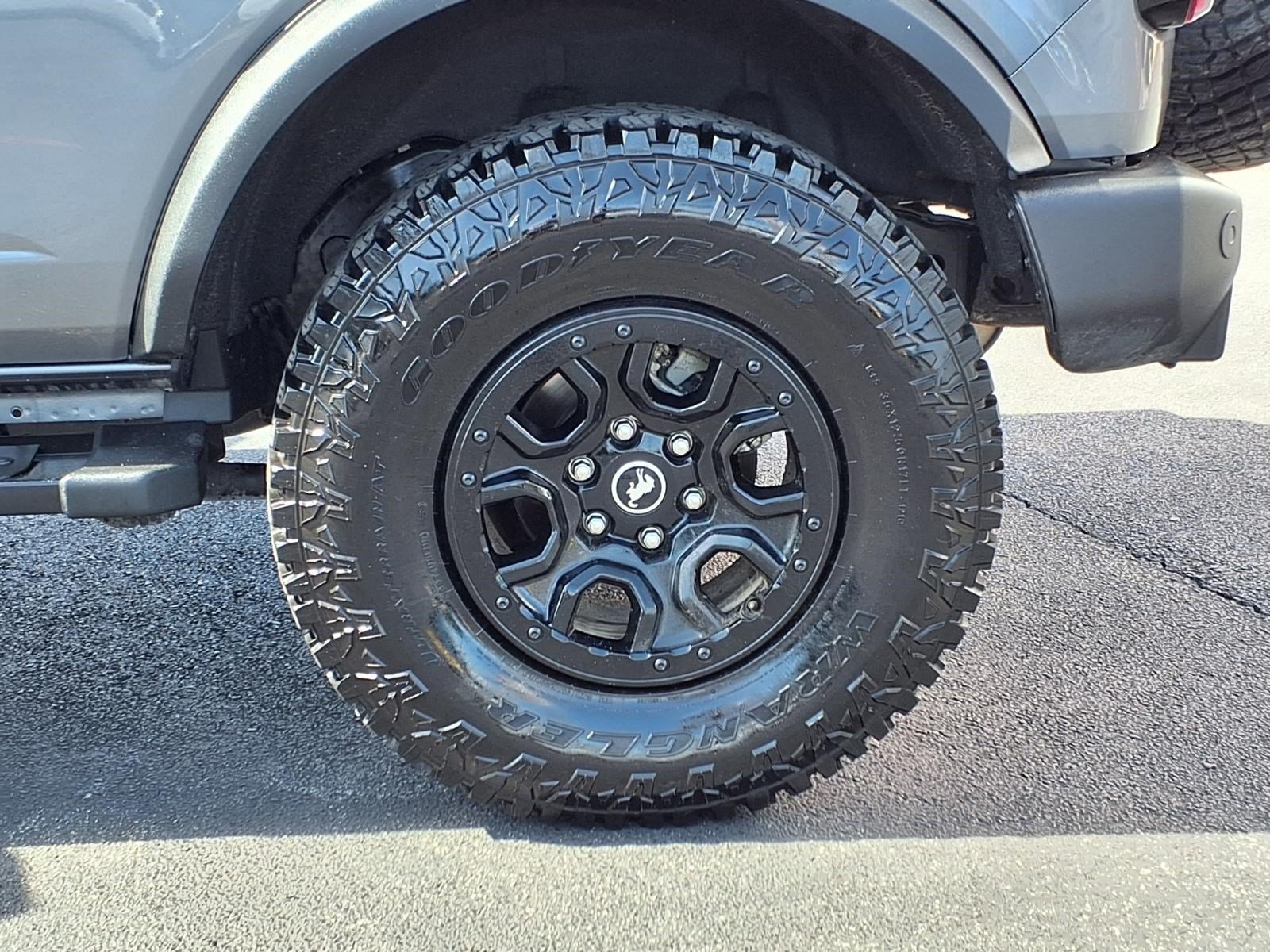 Certified 2024 Ford Bronco Wildtrak AWD/4WD image 10