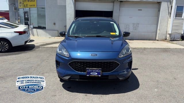Certified 2022 Ford Escape SE w/ SE Sport Appearance Package AWD/4WD image 5