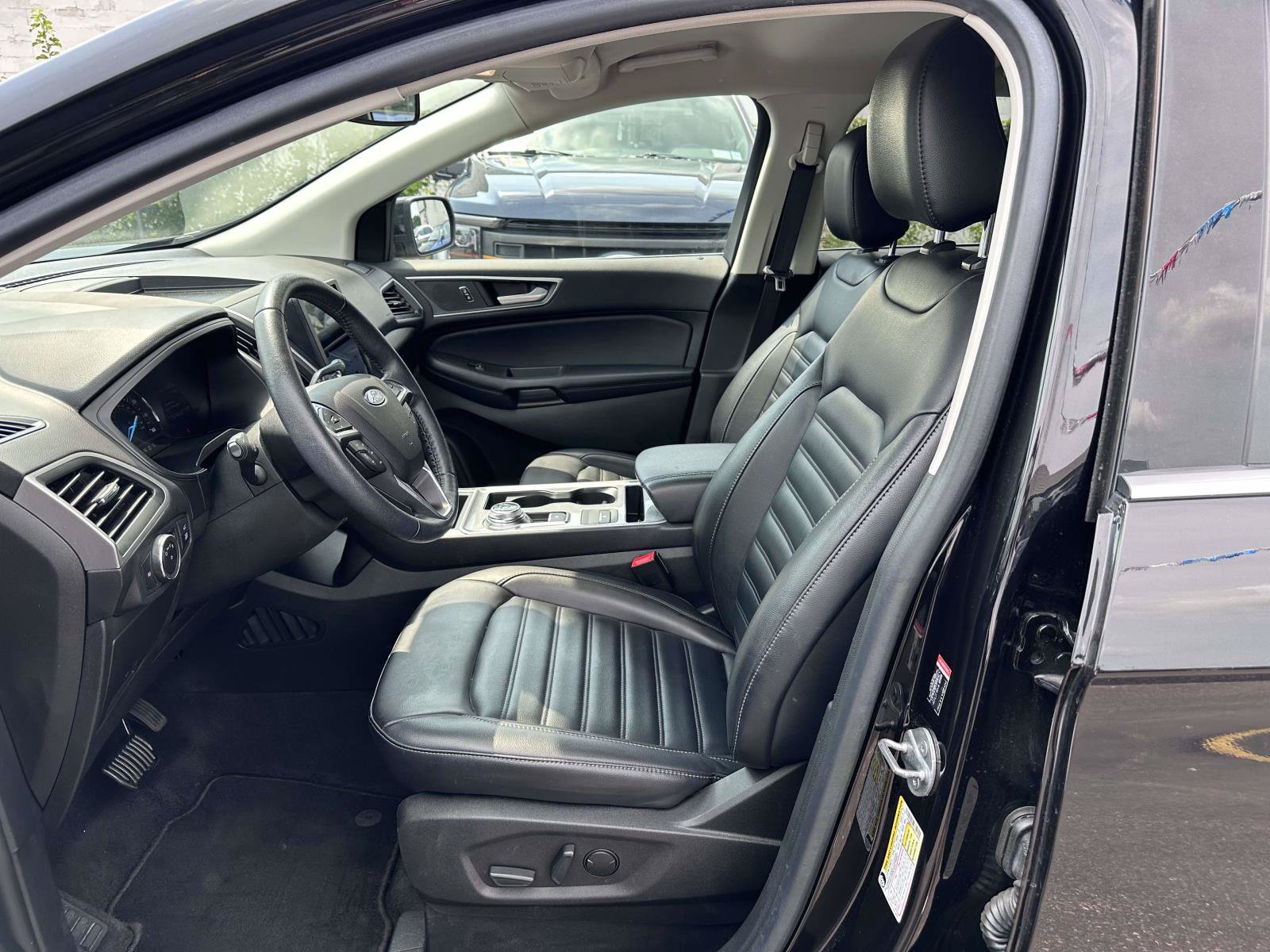 Certified 2023 Ford Edge SEL w/ Convenience Package AWD/4WD image 12