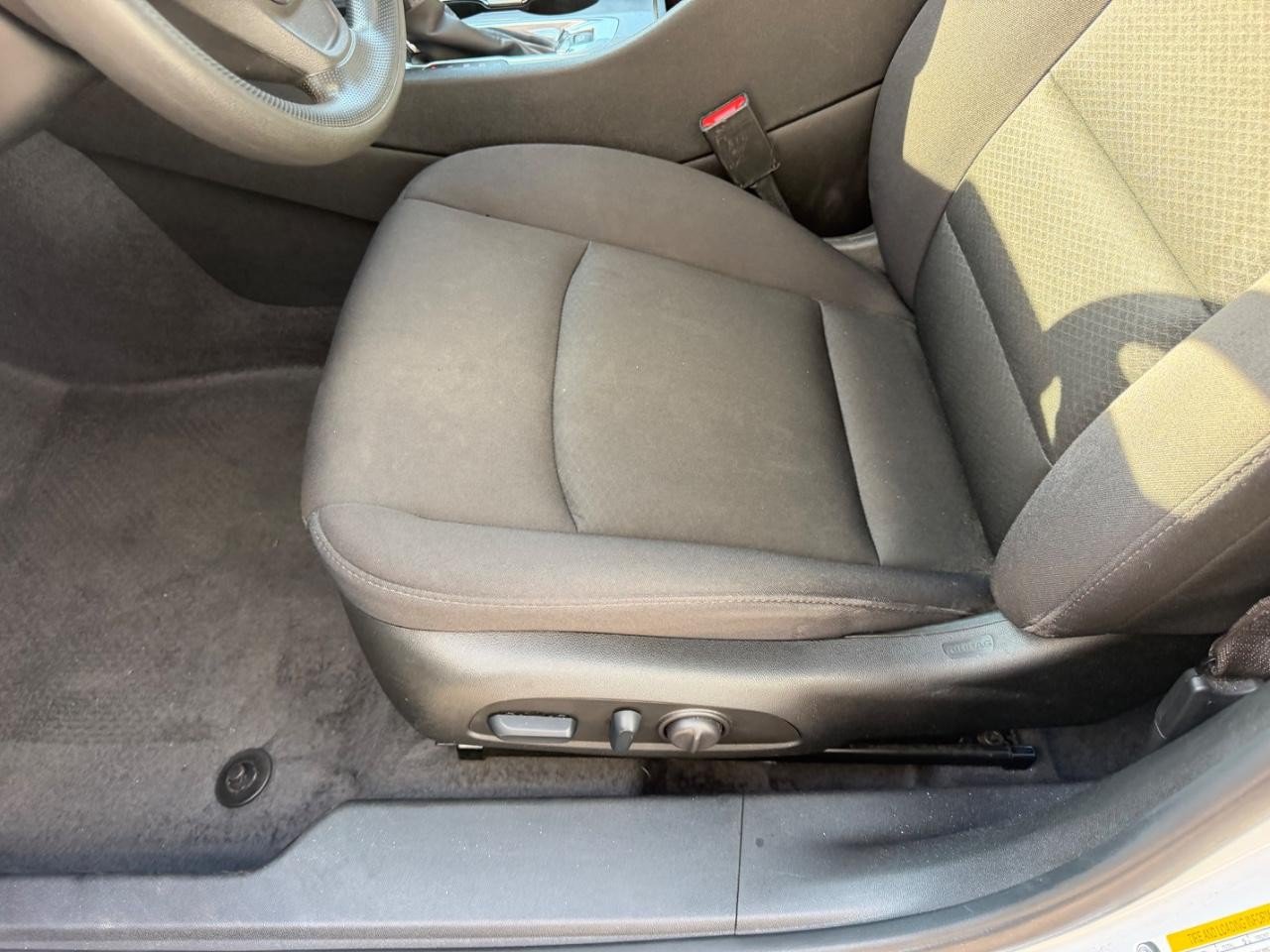 Used 2024 Chevrolet Malibu LT FWD image 20