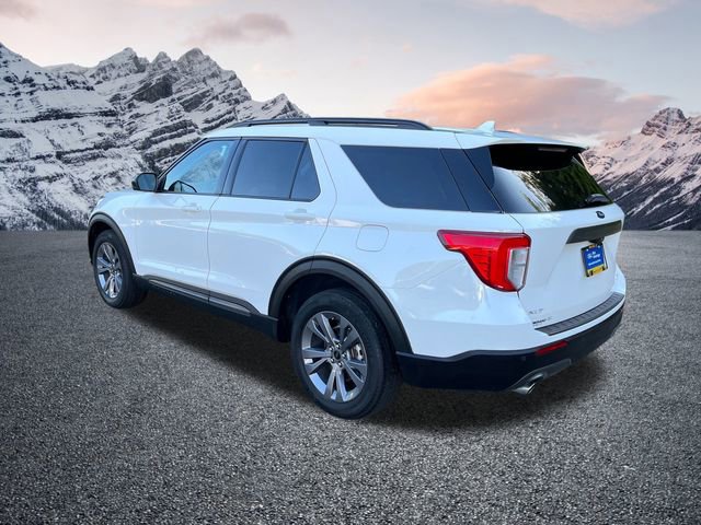 Certified 2022 Ford Explorer XLT w/ Equipment Group 202A image 5