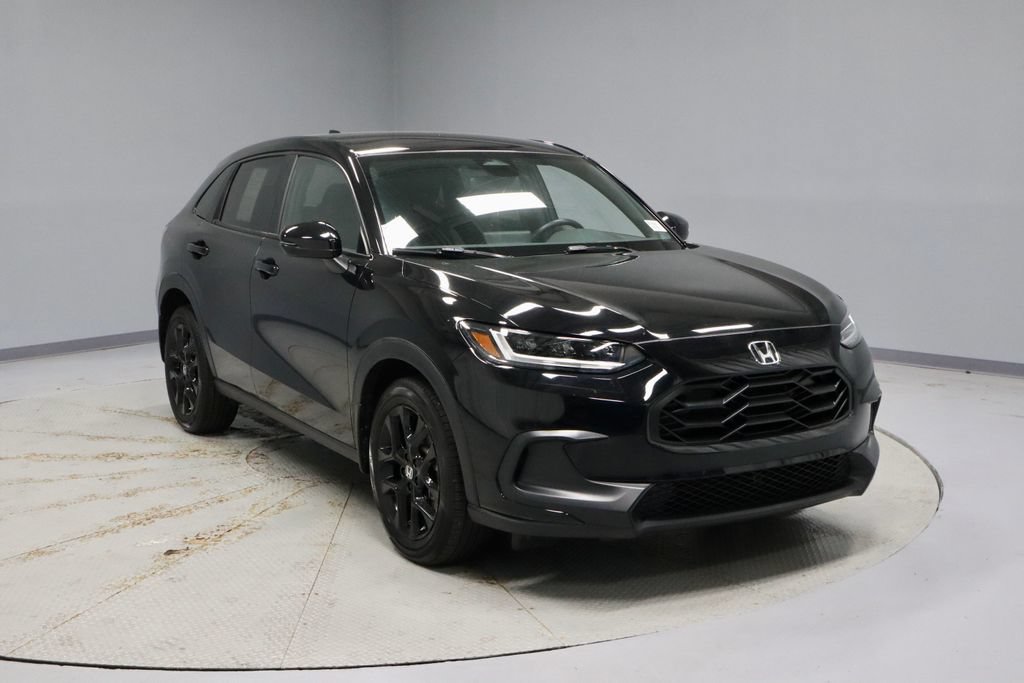 Used 2025 Honda HR-V Sport image 1