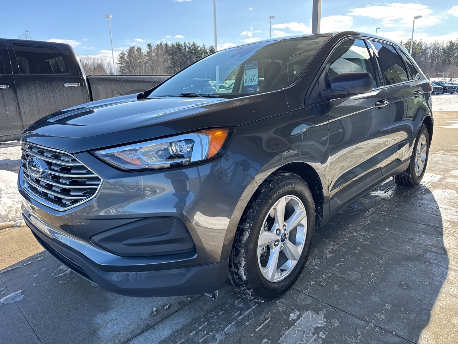 Certified 2020 Ford Edge SE image 10