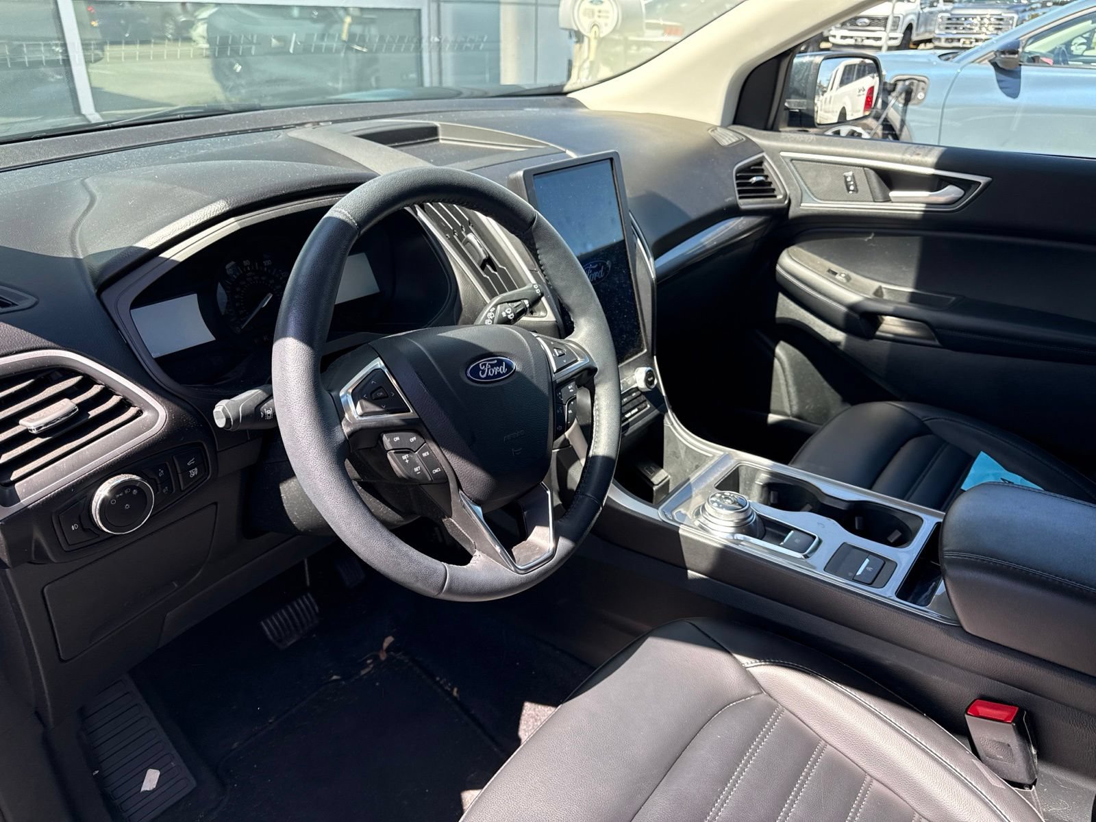 Certified 2024 Ford Edge SEL w/ Convenience Package AWD/4WD image 7