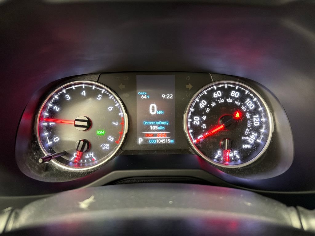 Used 2020 Toyota RAV4 XLE FWD image 23
